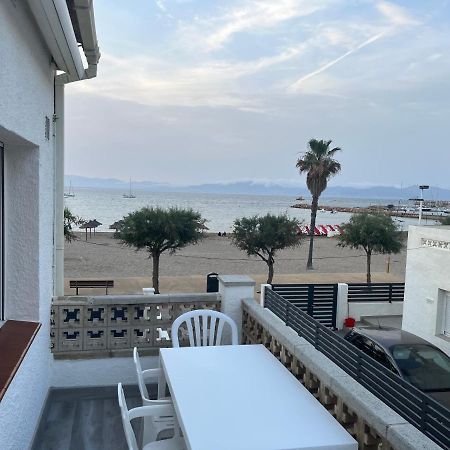 Apartamento En La Playa. Free Parking. Free Wifi L' Escala エクステリア 写真
