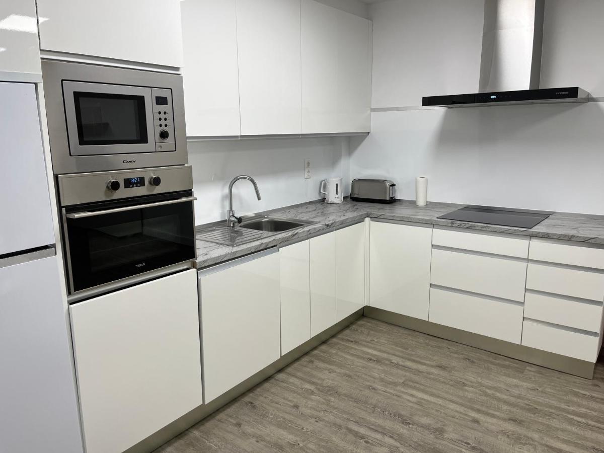 Apartamento En La Playa. Free Parking. Free Wifi L' Escala エクステリア 写真