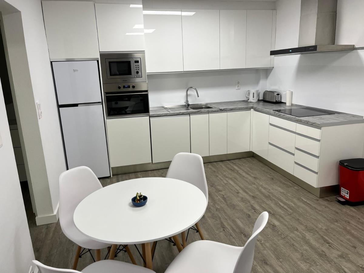 Apartamento En La Playa. Free Parking. Free Wifi L' Escala エクステリア 写真
